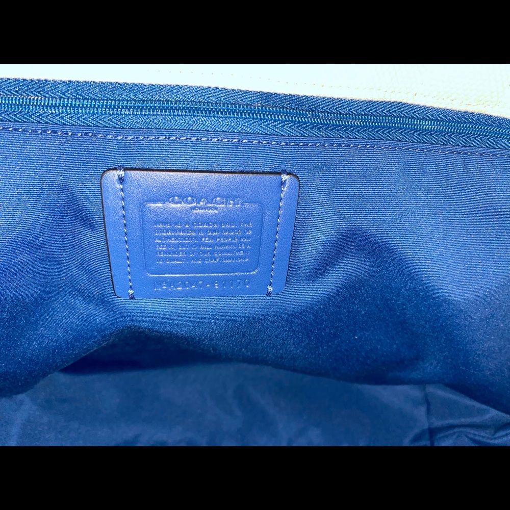 Coach tote - Picture 4 of 4